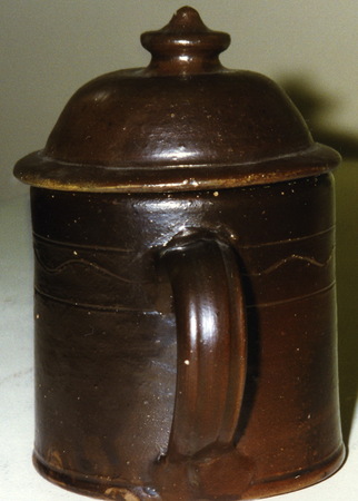 Handle view of lidded sugar jar. ai10a.